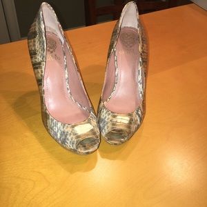 Vince Camuto heels